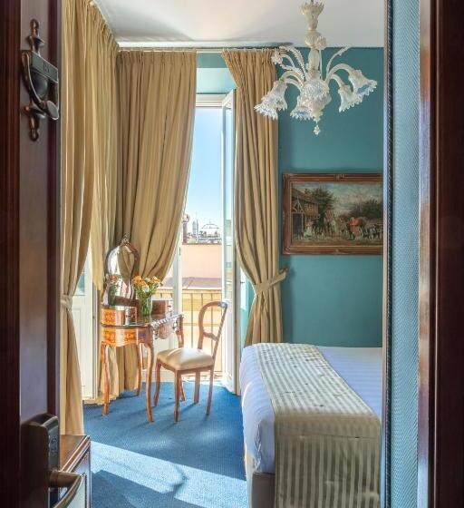 חדר דלוקס עם מרפסת טרסה, Scalinata Di Spagna