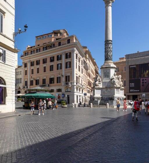 חדר דלוקס לשלושה, Scalinata Di Spagna