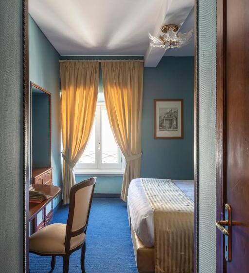 חדר סטנדרט, Scalinata Di Spagna