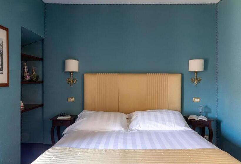 חדר סטנדרט, Scalinata Di Spagna