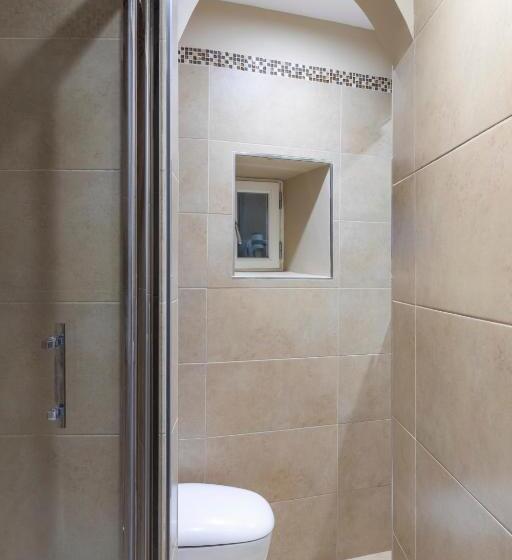 חדר סטנדרט, Scalinata Di Spagna