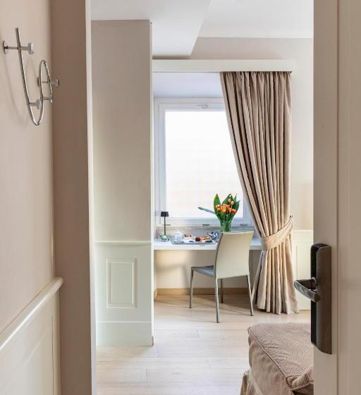 סוויטת ג'וניור, Scalinata Di Spagna