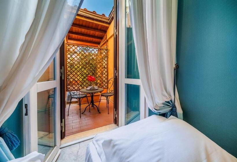 חיבור הדירה עם חדר שינה אחד, Scalinata Di Spagna