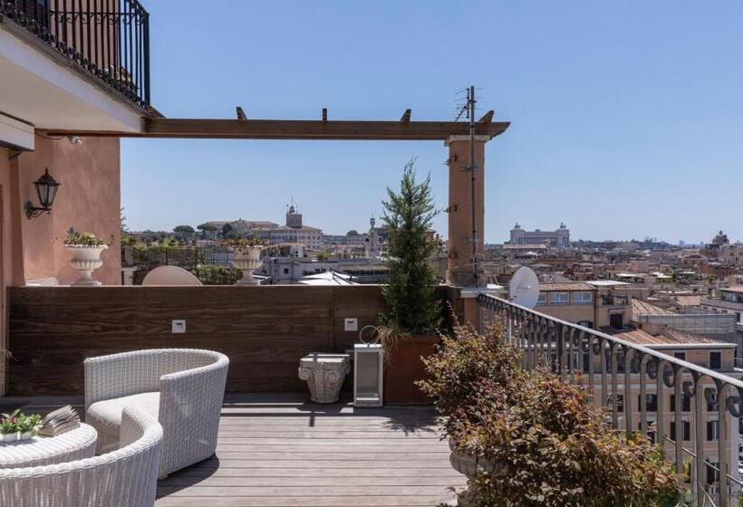 סוויטה עם נוף, Scalinata Di Spagna