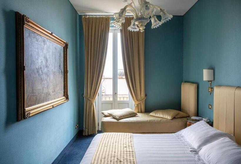 חיבור הדירה עם חדר שינה אחד, Scalinata Di Spagna