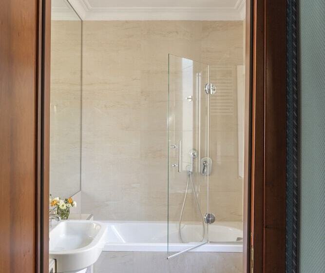 חדר סטנדרט, Scalinata Di Spagna