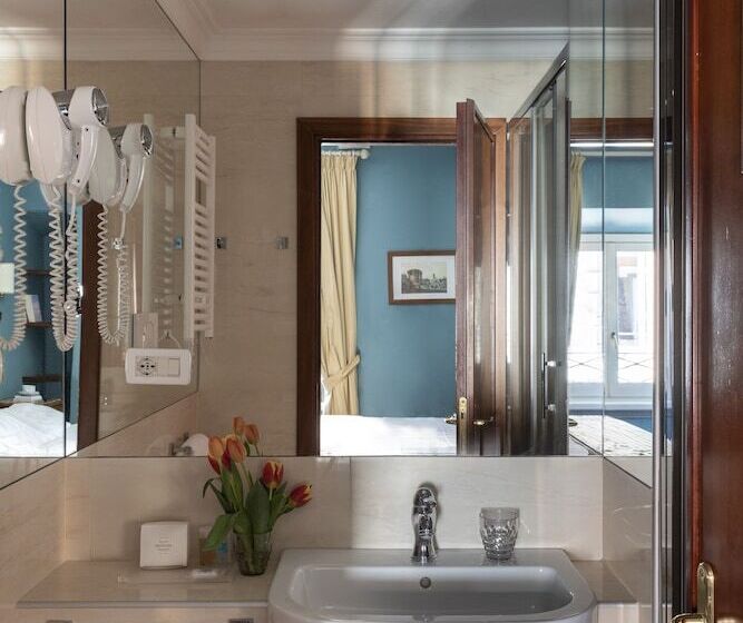 חדר סטנדרט, Scalinata Di Spagna