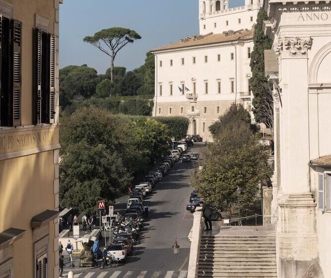 סוויטת ג'וניור, Scalinata Di Spagna