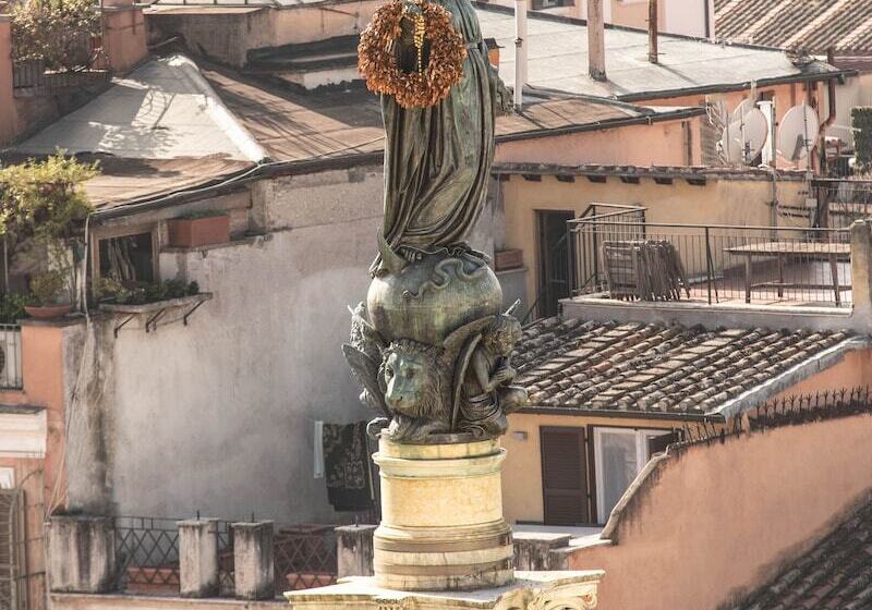 סוויטת ג'וניור, Scalinata Di Spagna