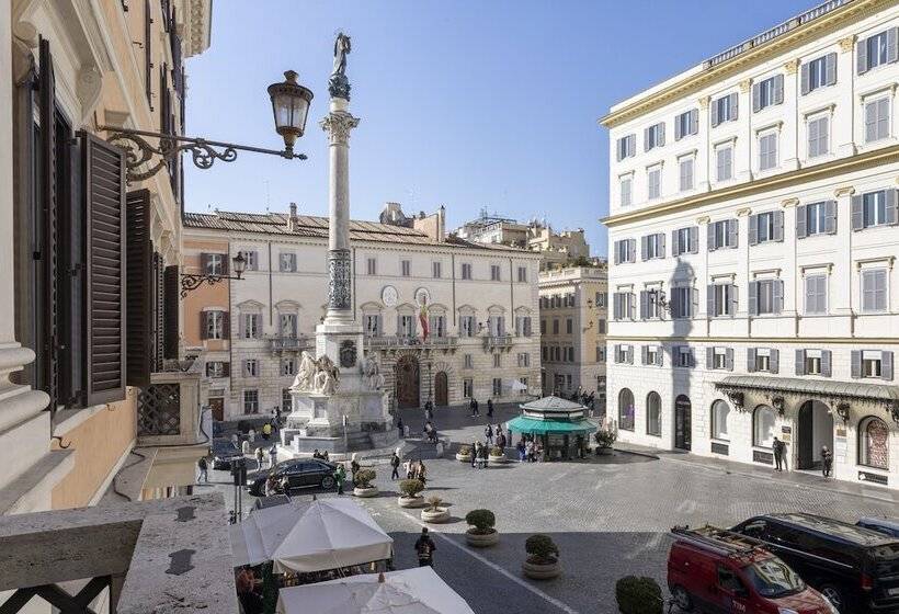 סוויטת ג'וניור עם מרפסת, Scalinata Di Spagna