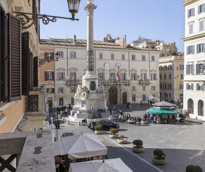 סוויטת ג'וניור עם מרפסת, Scalinata Di Spagna