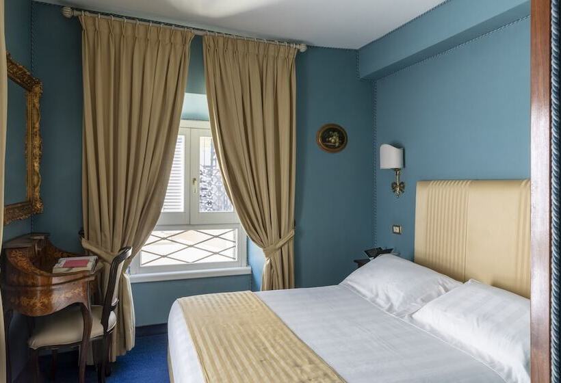 חדר סטנדרט, Scalinata Di Spagna