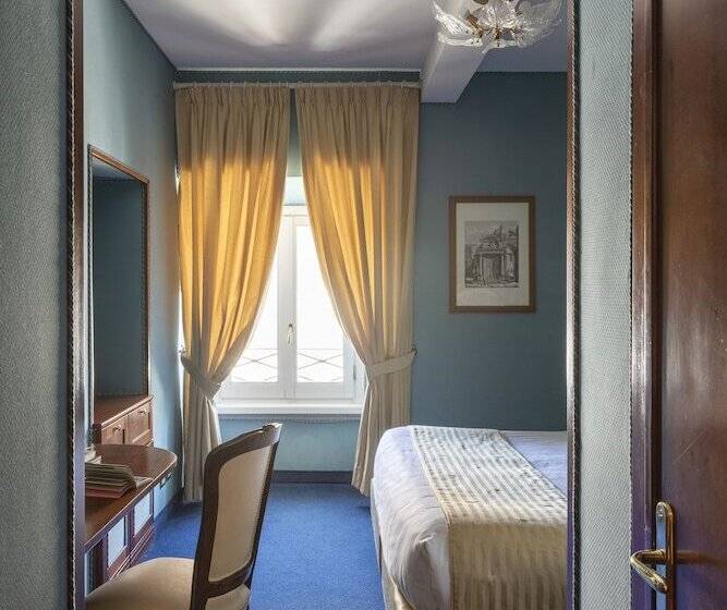 חדר סטנדרט, Scalinata Di Spagna