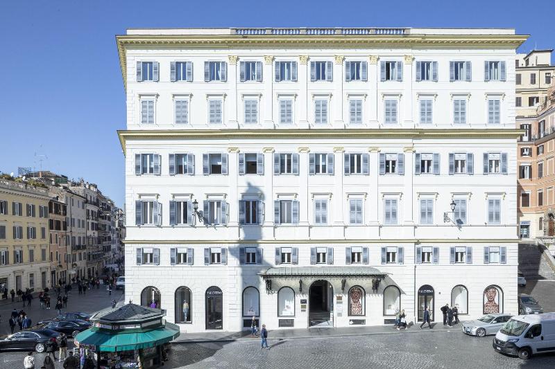 חדר דלוקס לשלושה, Scalinata Di Spagna