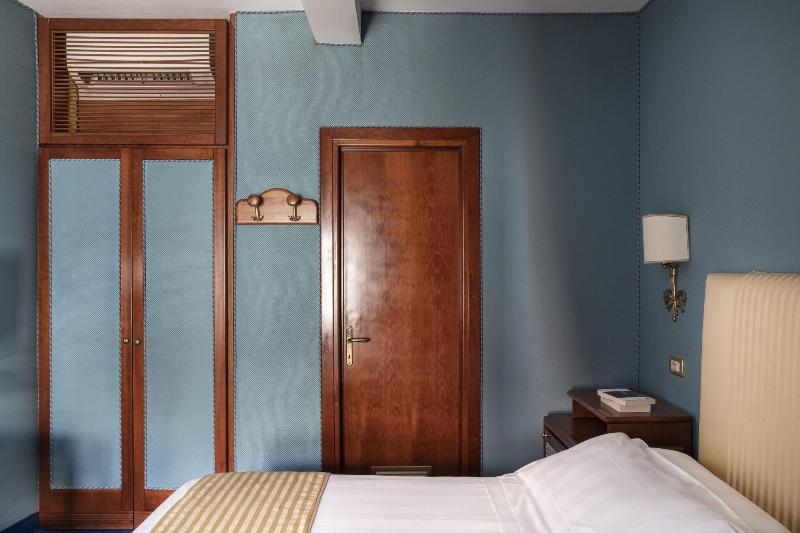 חדר סטנדרט, Scalinata Di Spagna