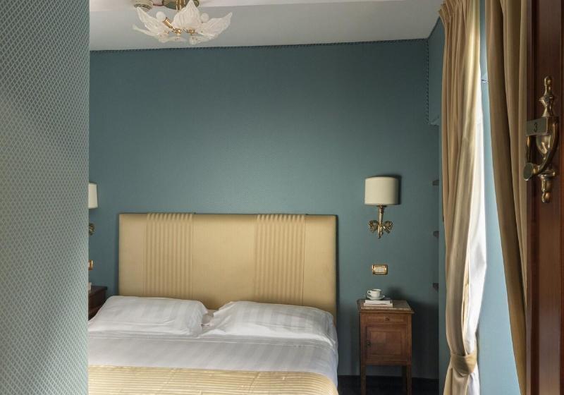 חדר סטנדרט, Scalinata Di Spagna