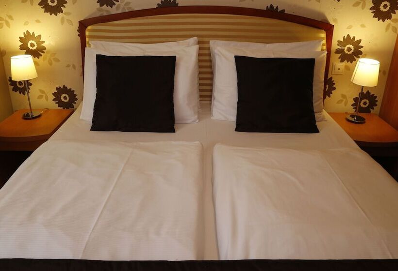 标准间, Six Inn Hotel Budapest