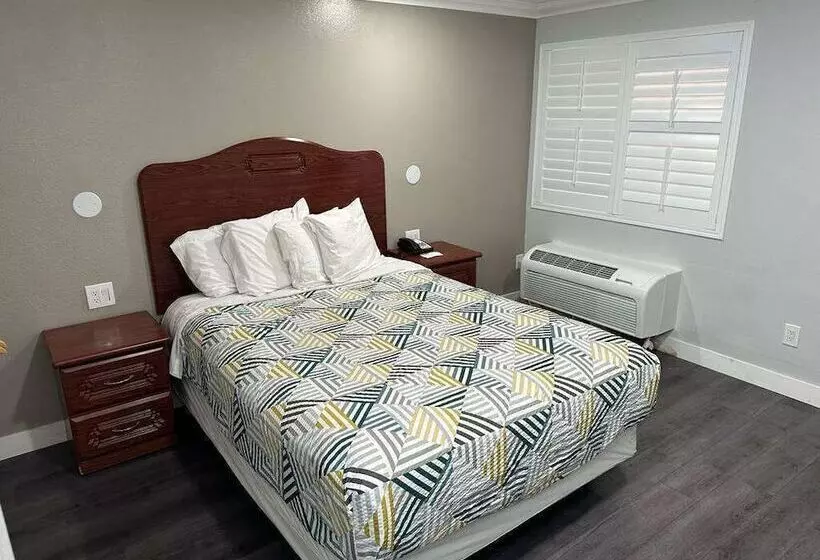 Deluxe-sviitti, Motel 6 South Gate CA