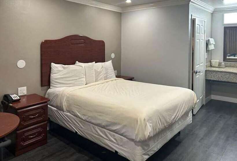 סוויטה דלוקס, Motel 6 South Gate CA