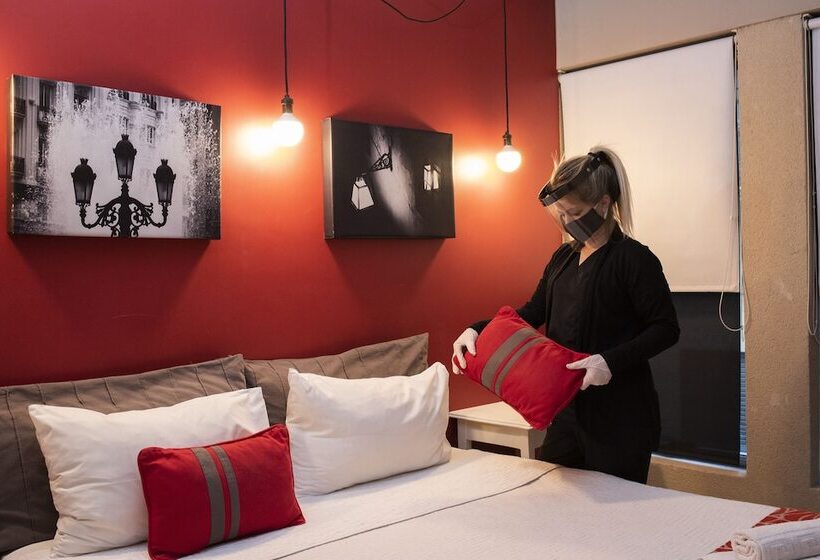 اتاق استاندارد سه نفره, M Concept