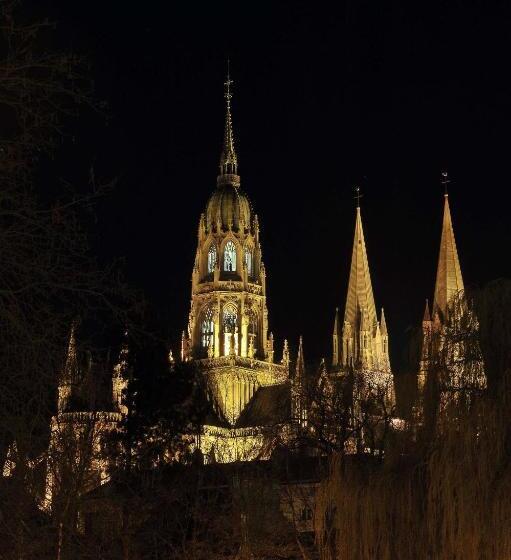 سوییت, Villa Lara