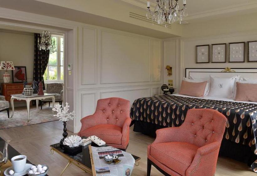 سوئیت پرزیدنت, Villa Lara