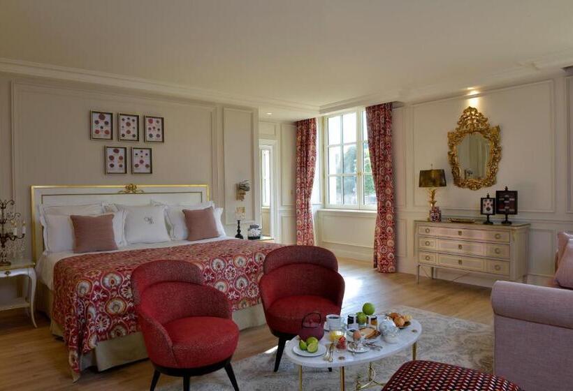 سوئیت پرزیدنت, Villa Lara