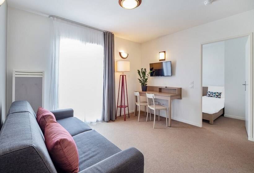 Апартаменты 2 Спальни, Appart City Confort Niort Centre