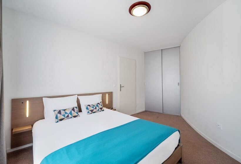 Апартаменты 2 Спальни, Appart City Confort Niort Centre