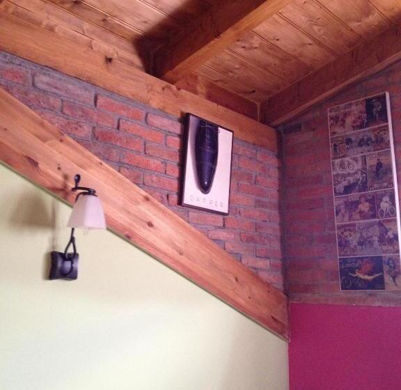 标准三人间, Hosteria San Emeterio