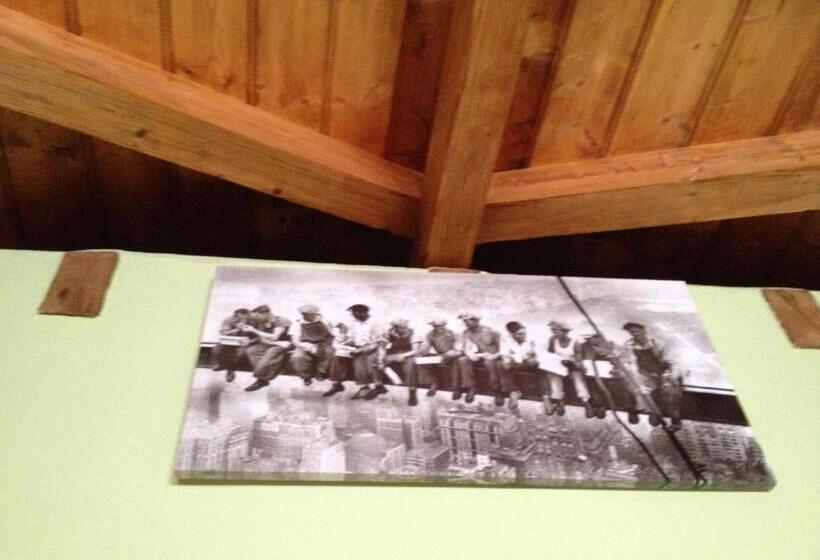 标准三人间, Hosteria San Emeterio