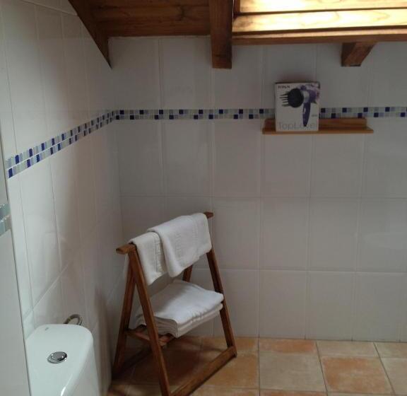 标准三人间, Hosteria San Emeterio