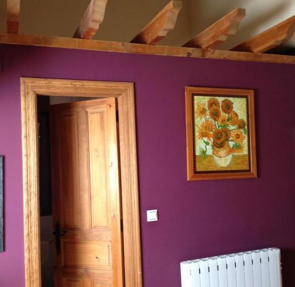 四人标准间, Hosteria San Emeterio