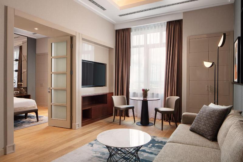 جناح ديلوكس, Baymont By Wyndham Rapid City