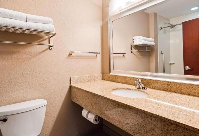 キングサイズベッドのスイートルーム, Best Western Plus Hiawatha