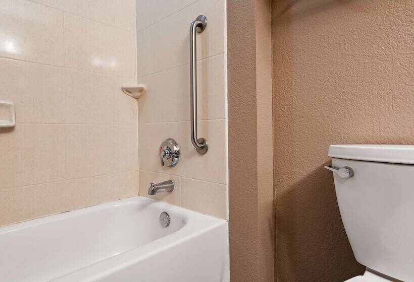 스위트, Best Western Plus Hiawatha