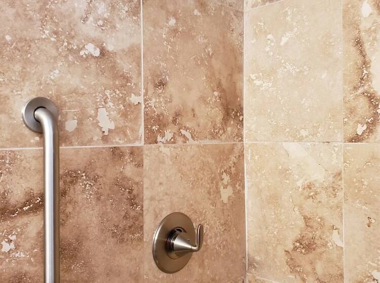 إستوديو قياسى, Captain Pip's Marina & Hideaway