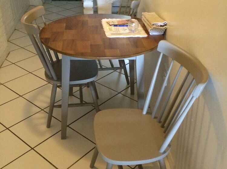 غرفه قياسيه سريرين مزدوجين, Captain Pip's Marina & Hideaway