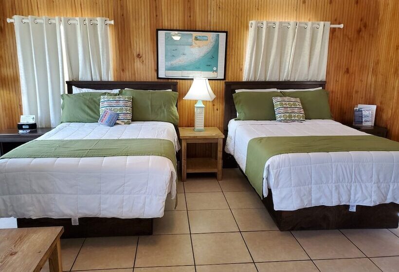 غرفة أساسية, Captain Pip's Marina & Hideaway