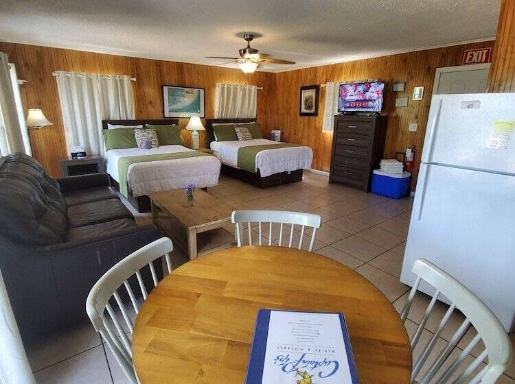 غرفة أساسية, Captain Pip's Marina & Hideaway