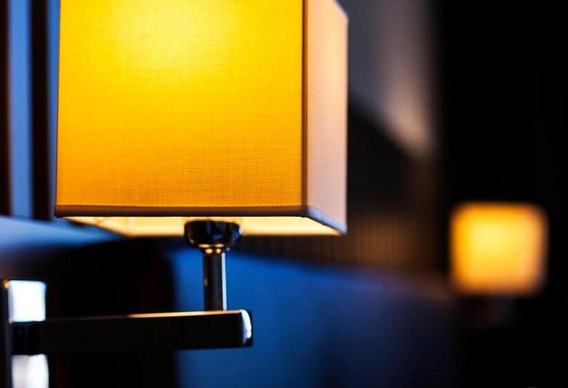 Номер бизнес-класса, Desenzano