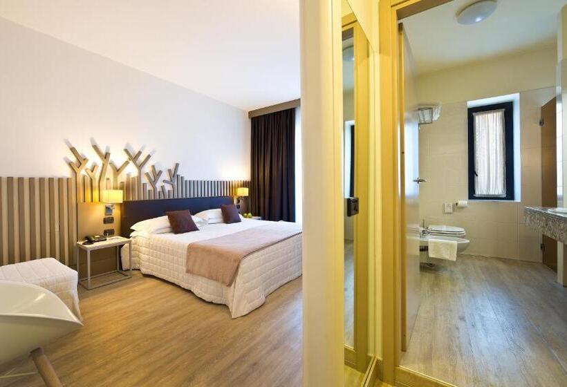 Номер бизнес-класса, Desenzano