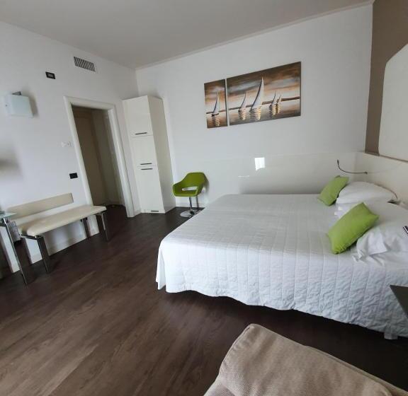 Номер Комфорт, Desenzano