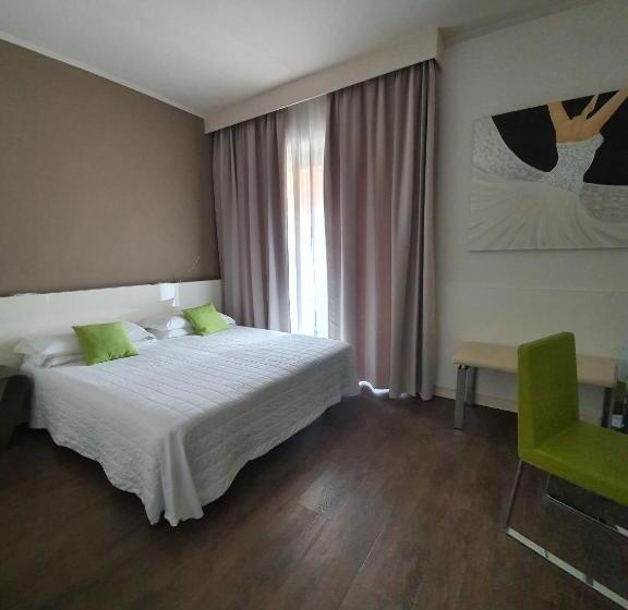 Номер Комфорт, Desenzano