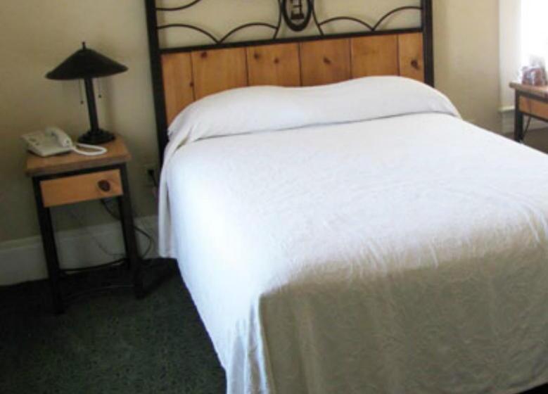 스탠다드 룸, Eklund