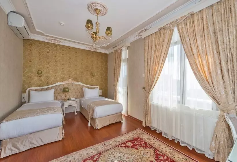 デラックストリプルルーム, Enderun Hotel Istanbul
