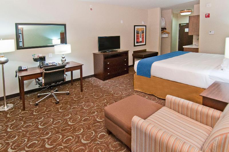 اتاق استاندارد با تخت بزرگ, Holiday Inn Express & Suites San Antonio Frost Bank Center, An Ihg