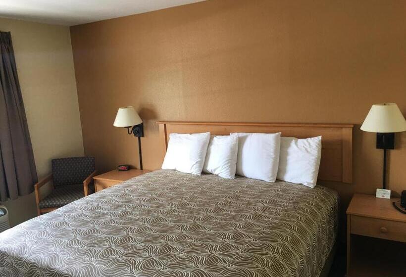 غرفة قياسية سرير كينج, Hometown Innsoddy Daisy