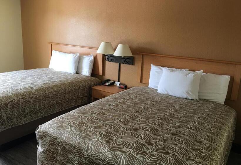 Quarto Estandar, Hometown Innsoddy Daisy