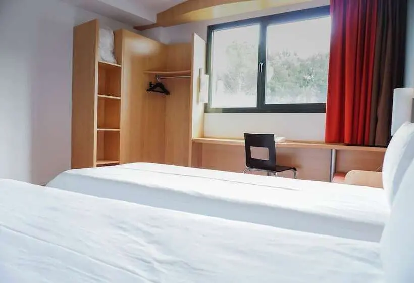 اتاق استاندارد, Ibis Girona